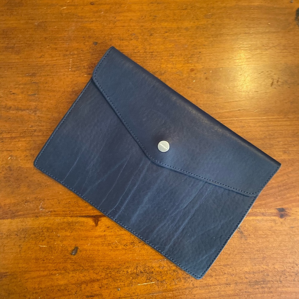 NWT Shinola Leather Mini iPad Envelope